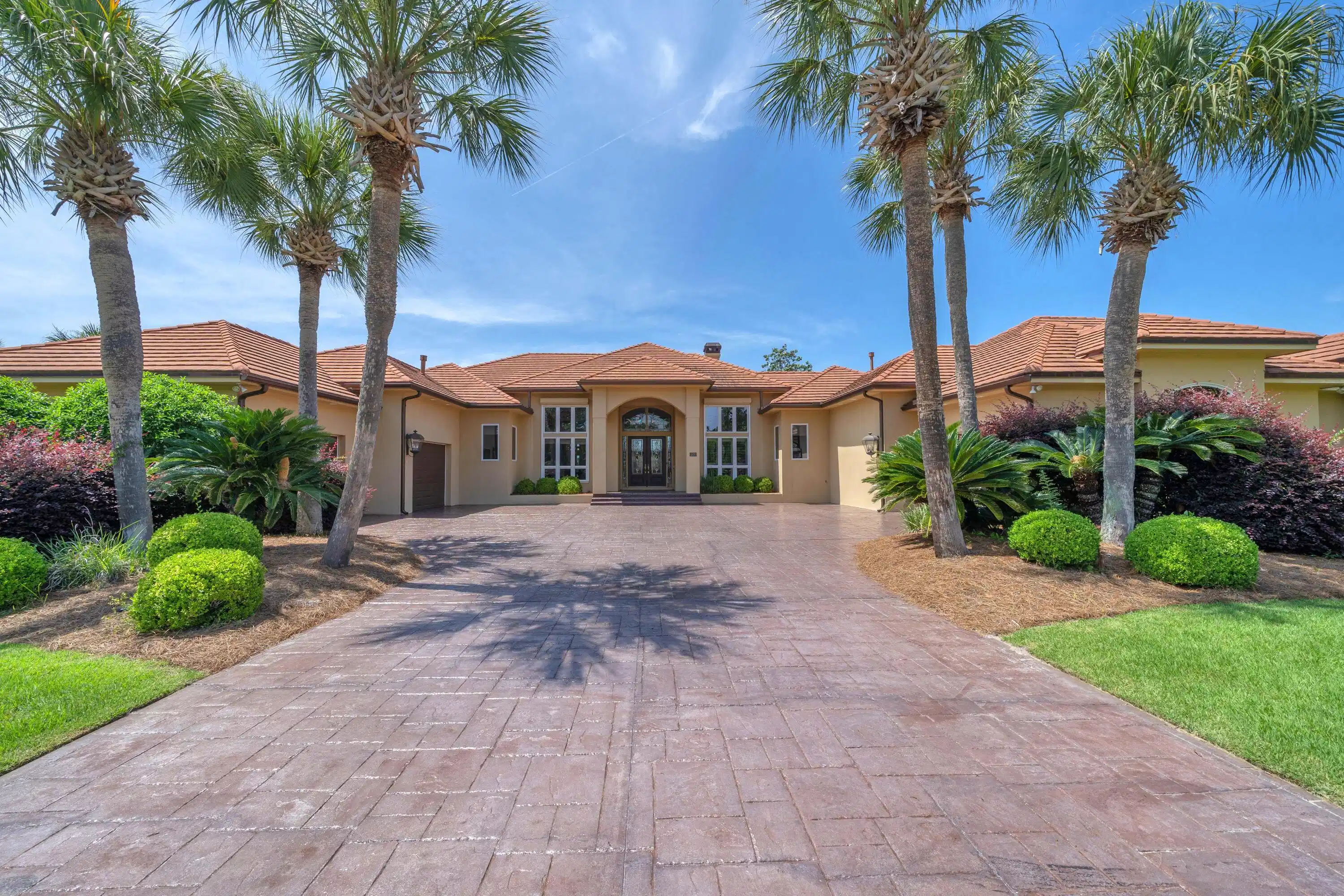 Image 1: Beautiful Executive Estate