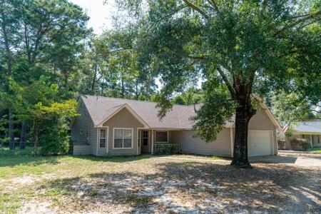 103 Oak Shores Drive