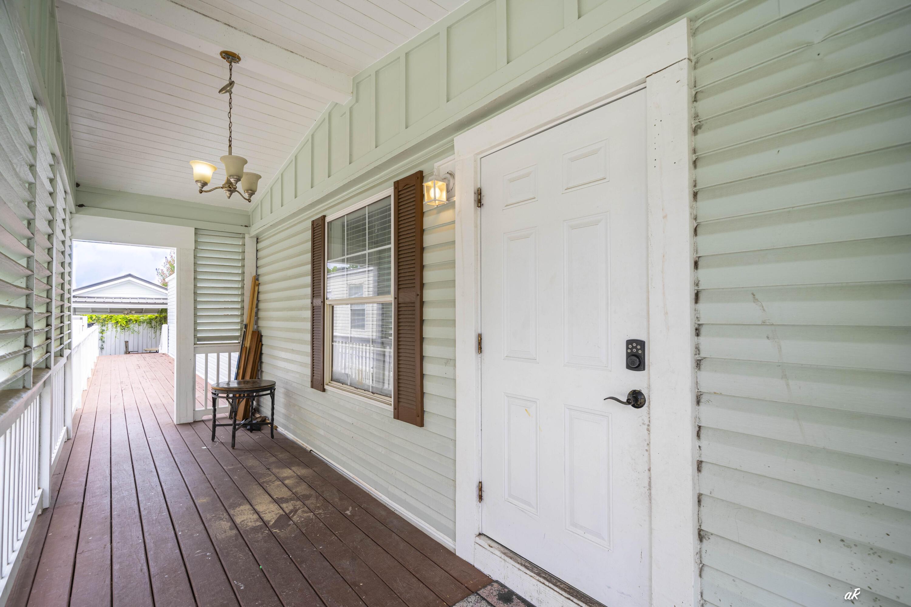 Image 2: Front Entry
