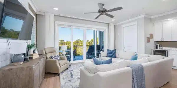Image 2: Henderson Beach Resort 3101-8
