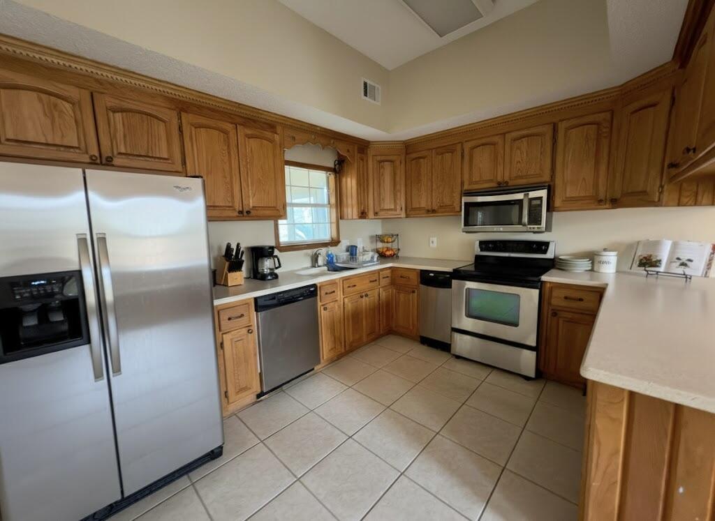 Image 4: VS kitchen