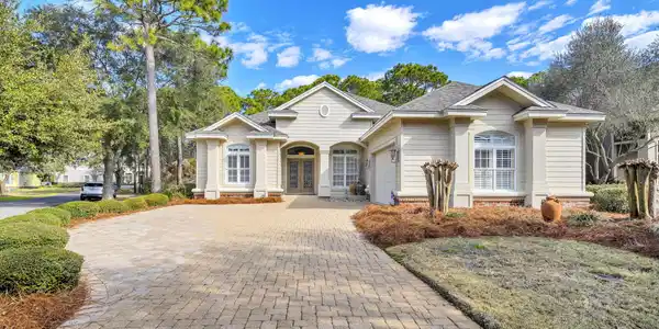 381 Grassy Cove
