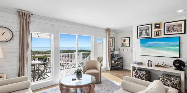 207 Beachfront Trail