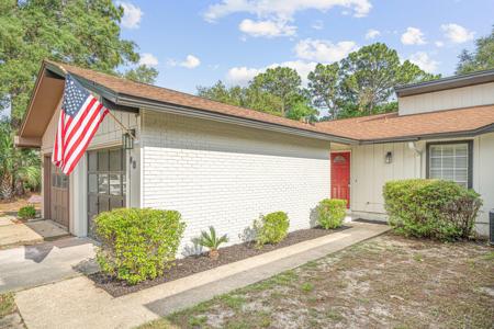 48 4th Avenue
