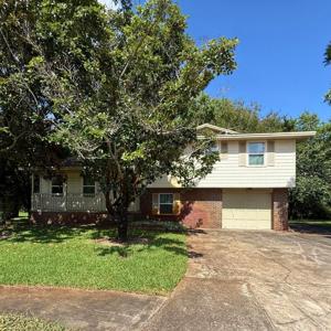 536 Park Court