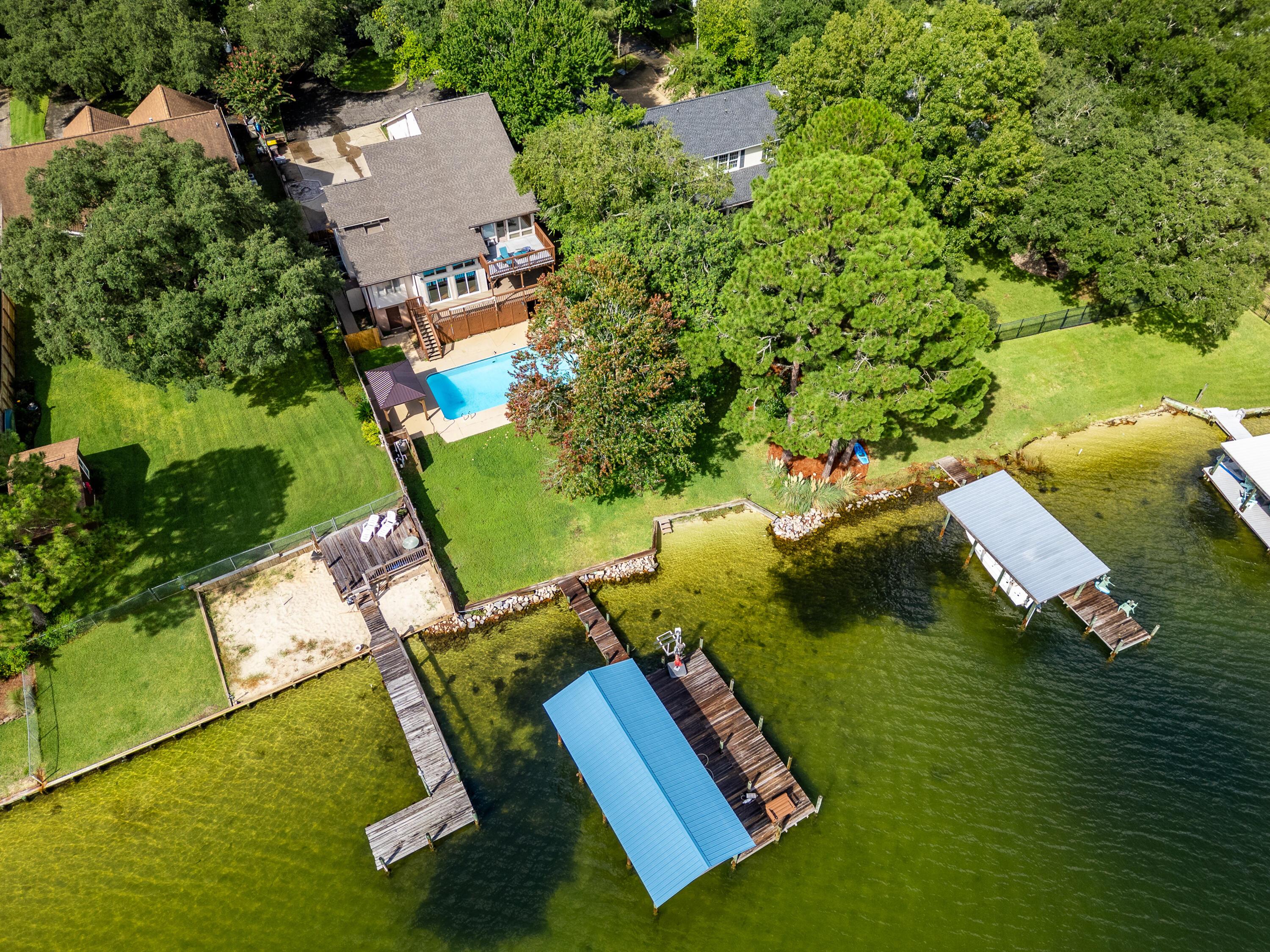 Image 3: 147 linstew dr drone-6