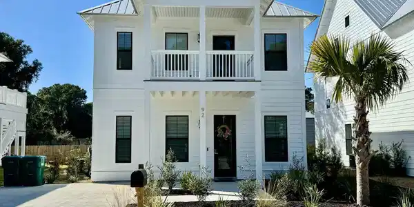 92 Bella Vista Court