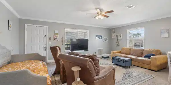 7813 N Lagoon Drive