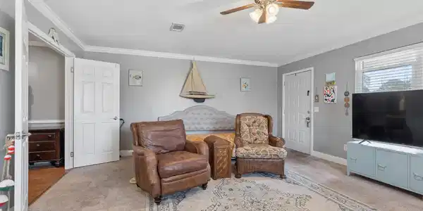 Image 3: A-2b