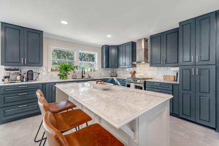 642 Russell Boulevard