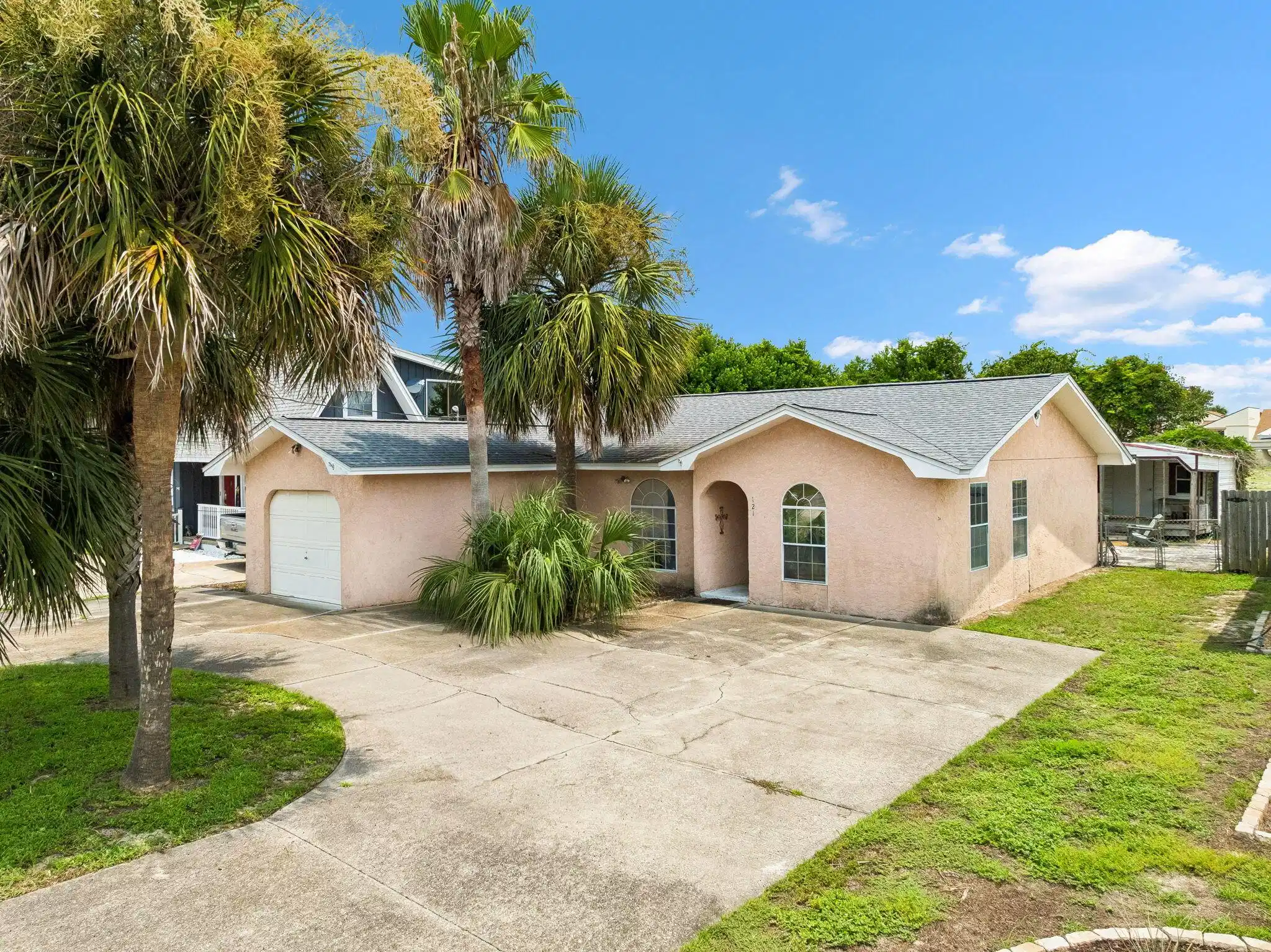 Image 1: 121 Cobb Rd