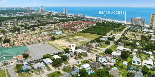 Image 3: Proximity to the Beach