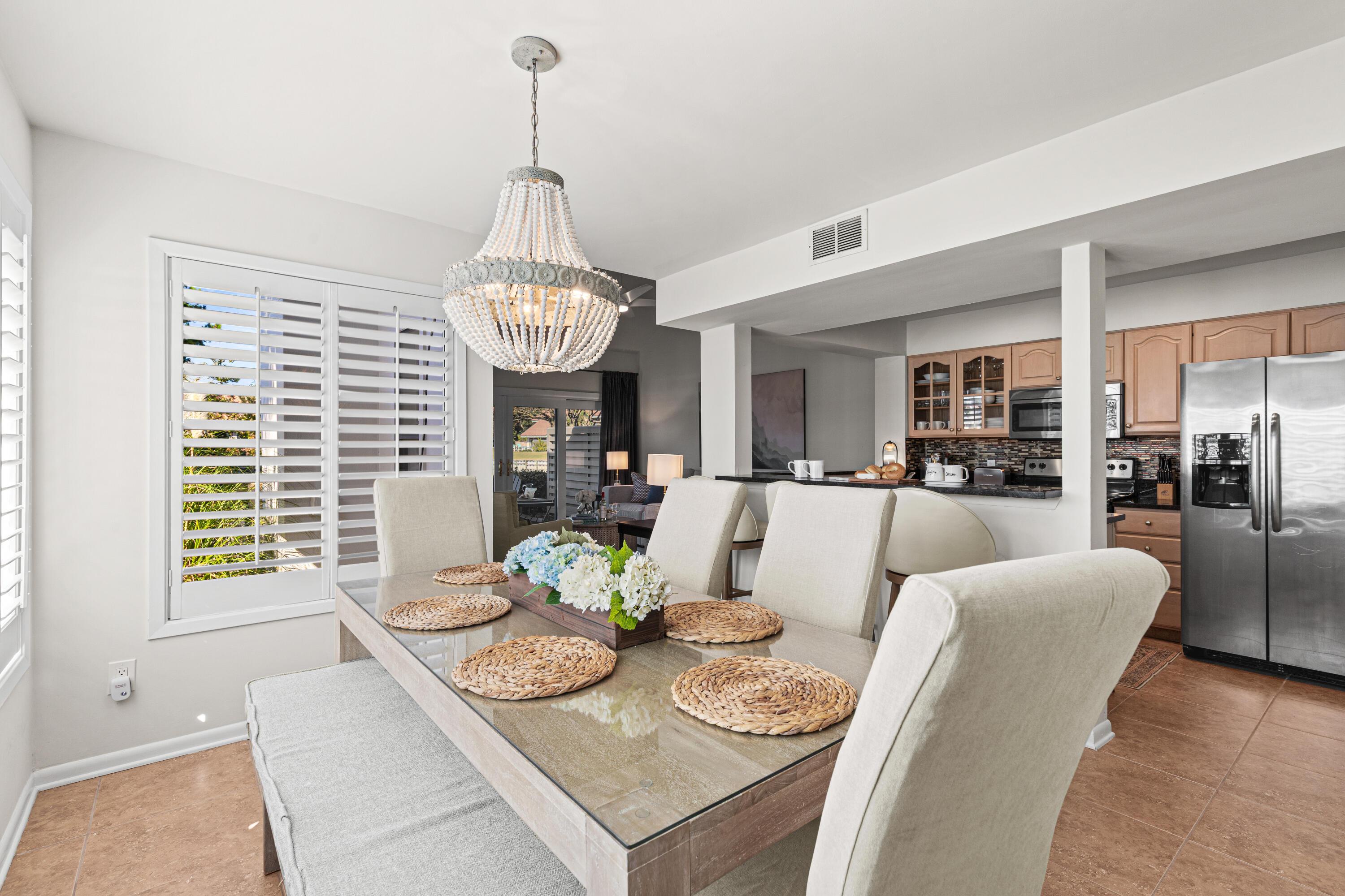 Image 4: Dinning