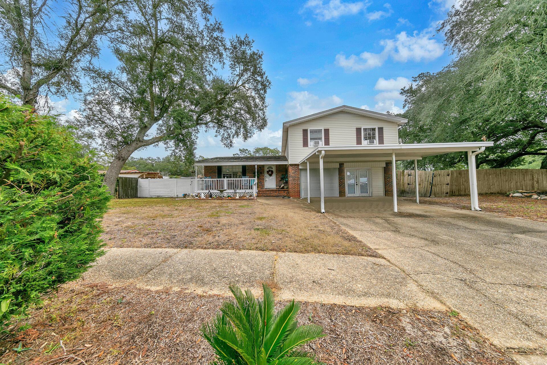 Image 1: 701 Trowbridge Ave