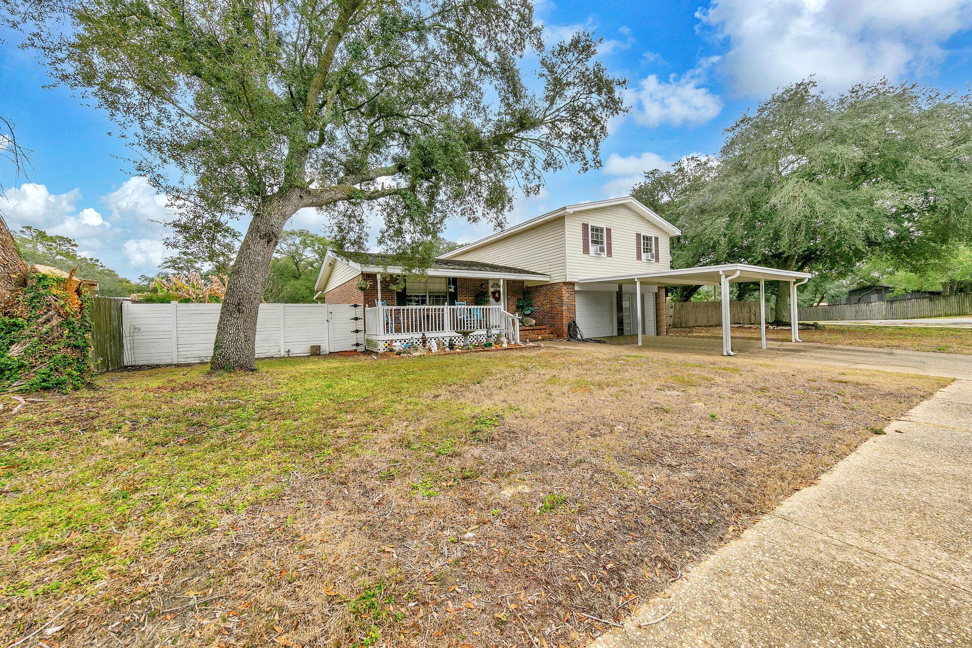 Image 2: 701 Trowbridge Ave Fort Walton Beach FL