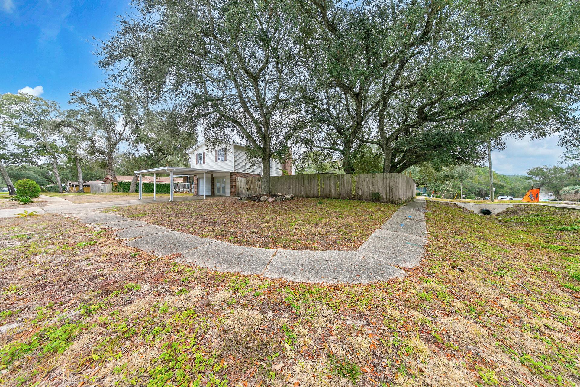 Image 3: 701 Trowbridge Ave Fort Walton Beach FL