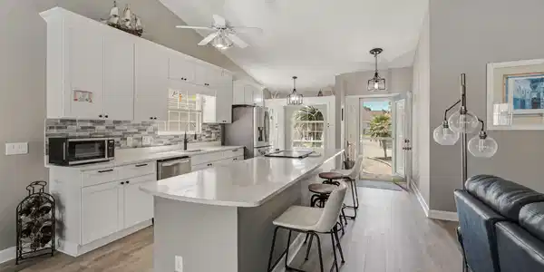 254 S Glades Trail