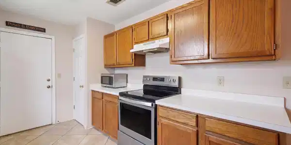 Image 4: 236 Nautica Way