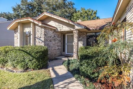 3941 Balsam Drive