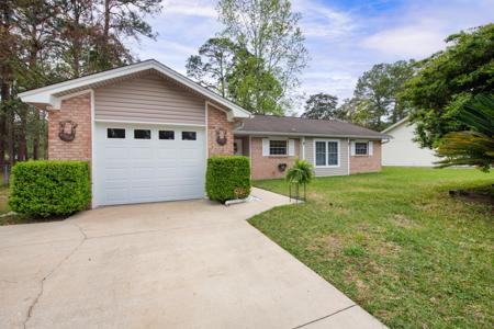 1102 Green Tree Court