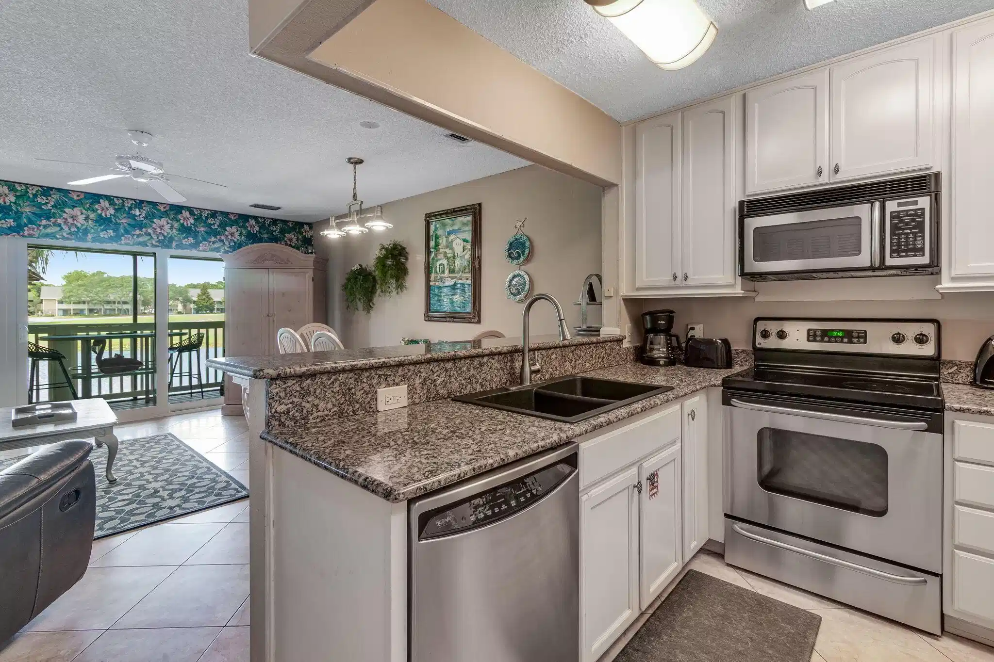 Image 1: 1-web-or-mls-85-s-driftwood-bay-227