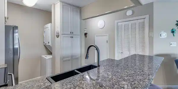 Image 3: 3-web-or-mls-85-s-driftwood-bay-227