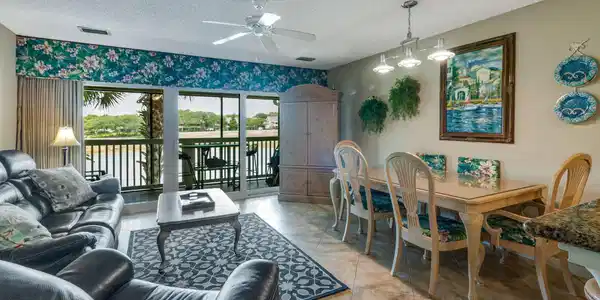 Image 4: 4-web-or-mls-85-s-driftwood-bay-227