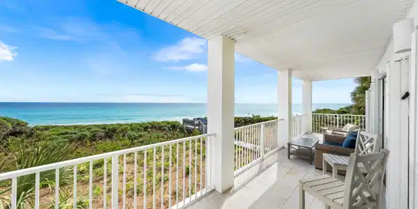 4206 E County Highway 30A