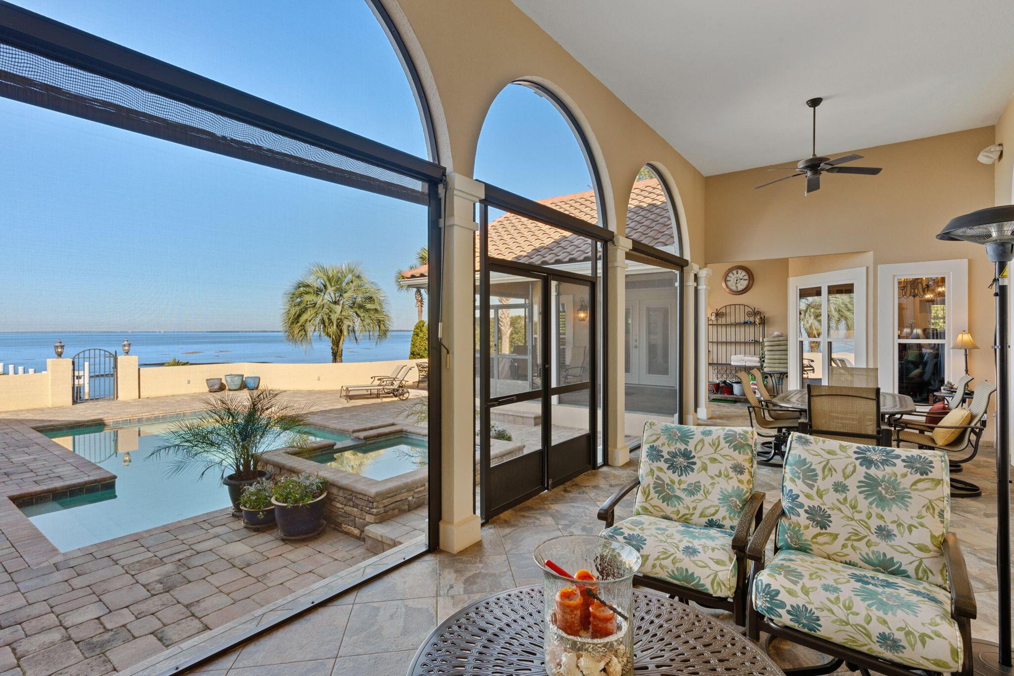 Image 3: 43-web-or-mls-0043