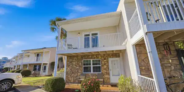 Image 4: Front of the House