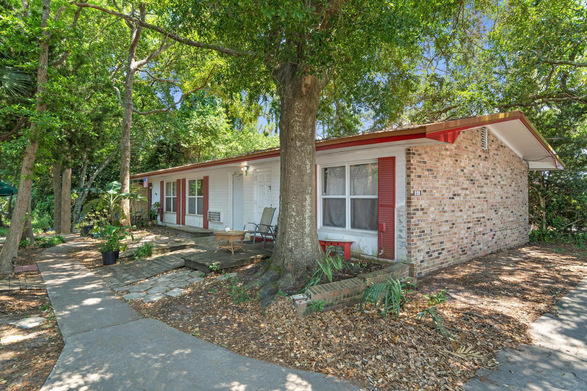 109 SE Chicago Avenue, Fort Walton Beach, FL lhrmls01609053 Beach