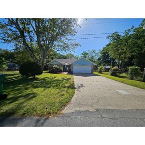 712 Dale Place