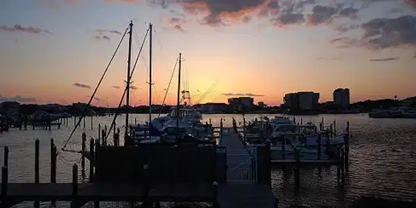 Image 3: MarinaAtSunset