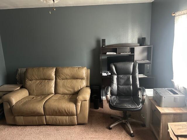 Image 2: living room edge