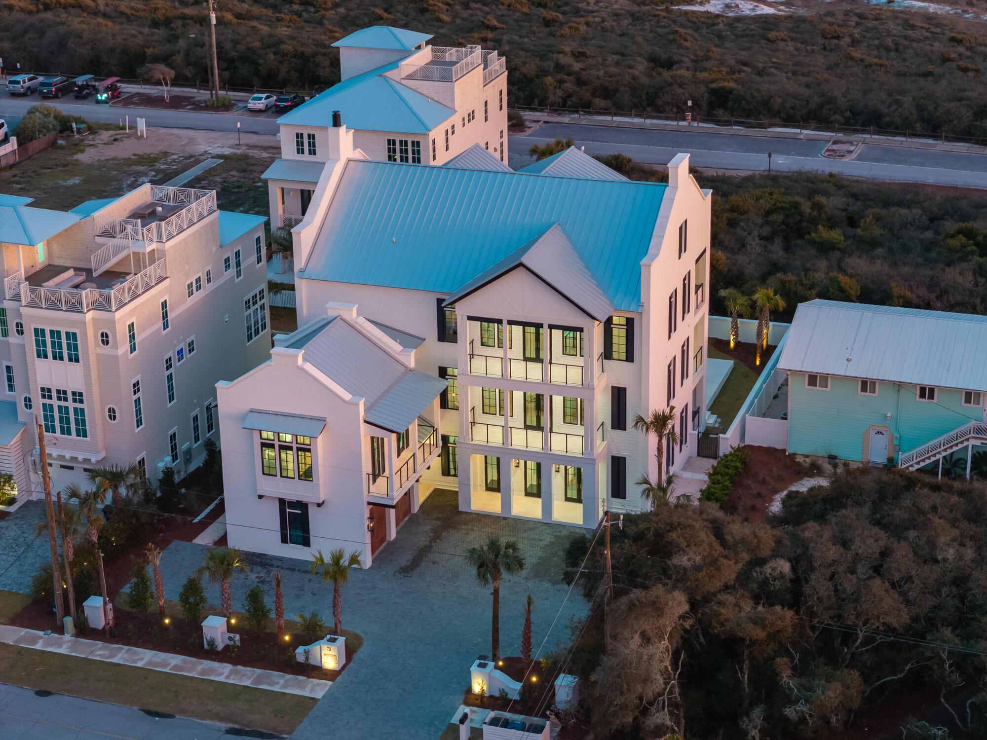 Image 2: 73 Pompano Street