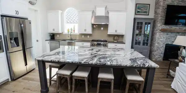 235 La Valencia Circle