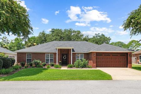 1614 Myrtlewood Lane