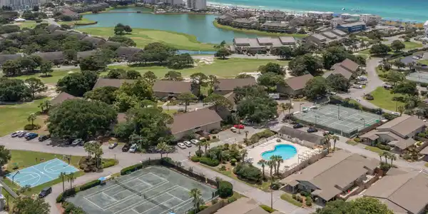 256 N Driftwood Bay