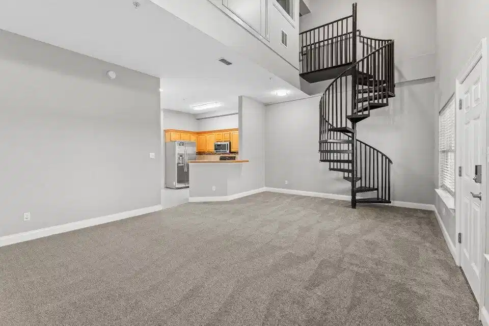 Image 1: Living Room Unit 310