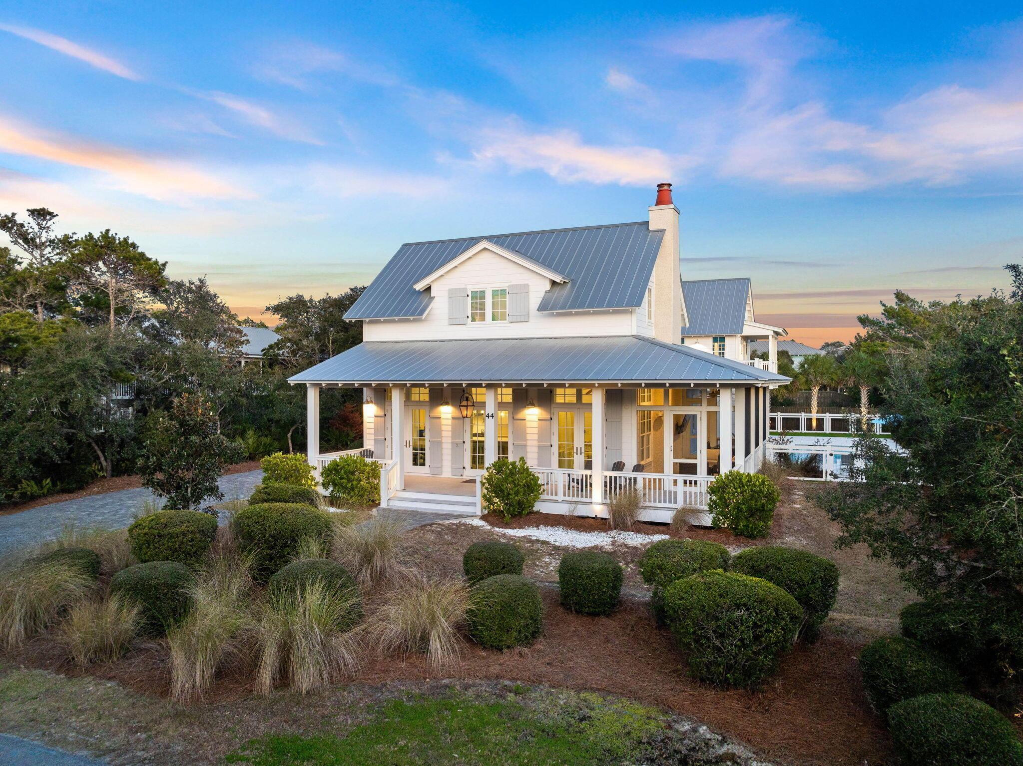 Image 3: Coastal Luxury Near Alys Beach