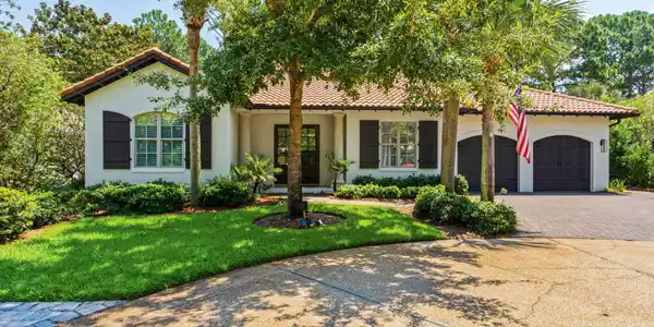 3160 Club Drive