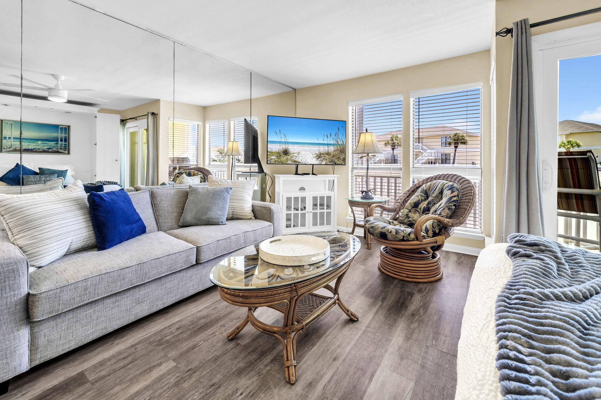 Image 2: Living Area