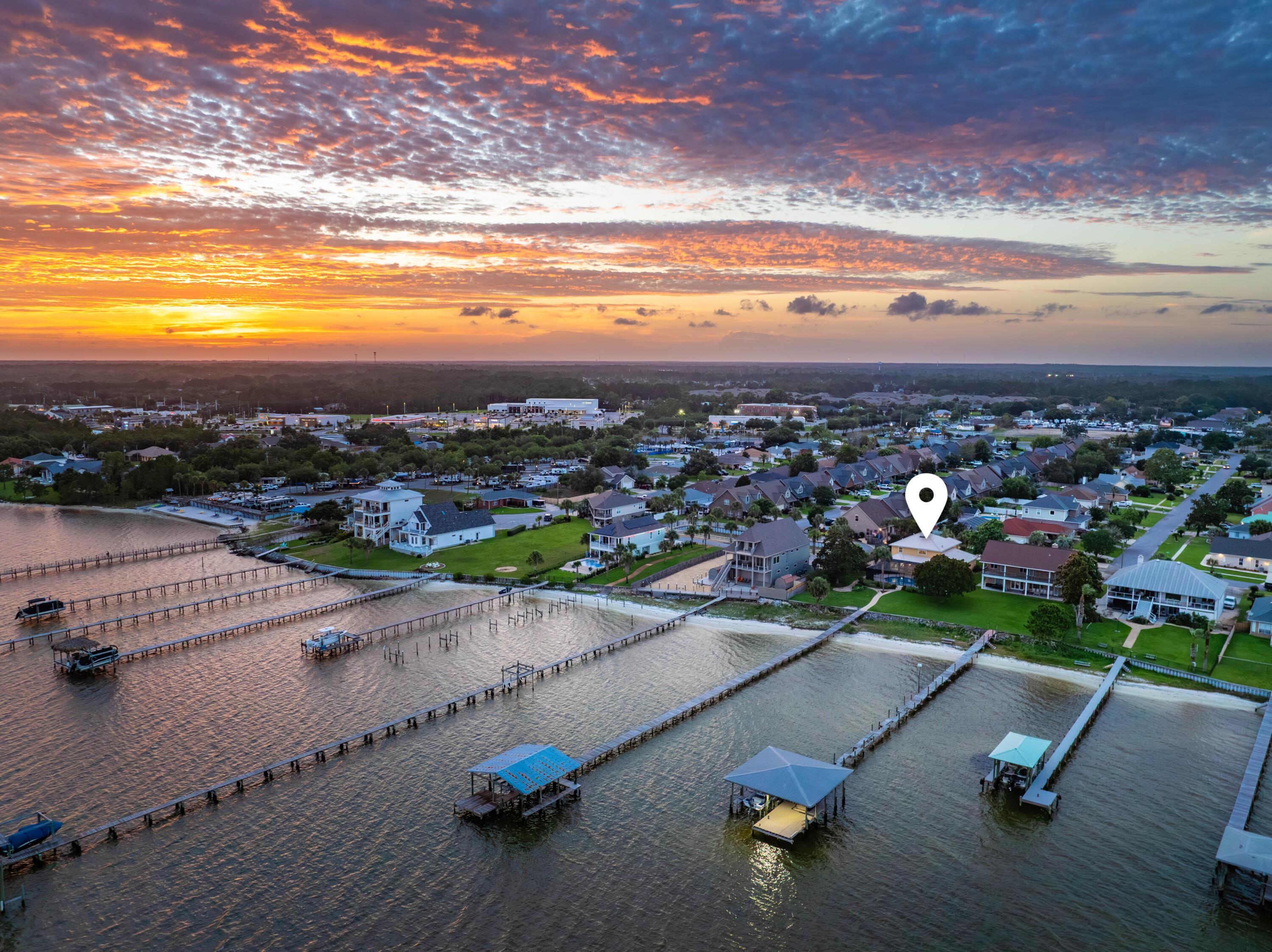 Image 4: 93' of Soundfront Living