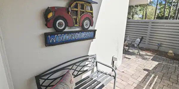 Image 3: Front Entrance