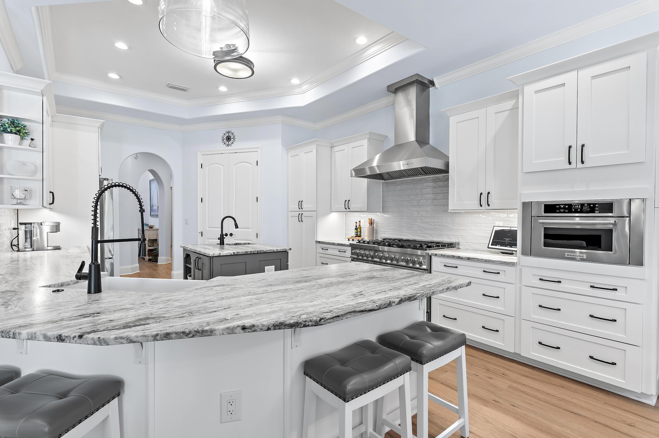 Image 4: web_440 Regatta Bay Blvd _43