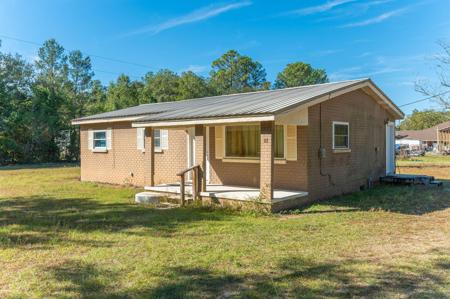 82 Edgewood Drive