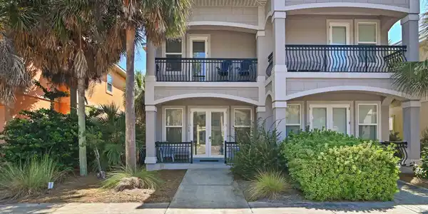 956 Scenic Gulf Drive