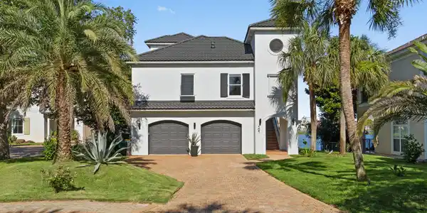 101 Vista Bluffs