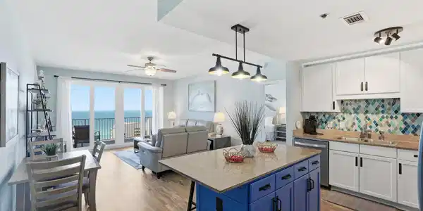 Image 2: Kitchen