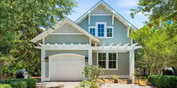 32 Half Moon Lane